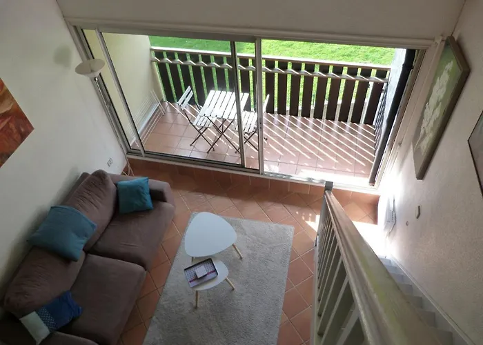 2 A 4 Personnes 라헝스